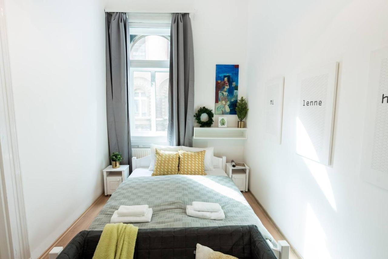 Cosy And Central Apartment With 4 Bedrooms And A/C Budapest Exterior photo