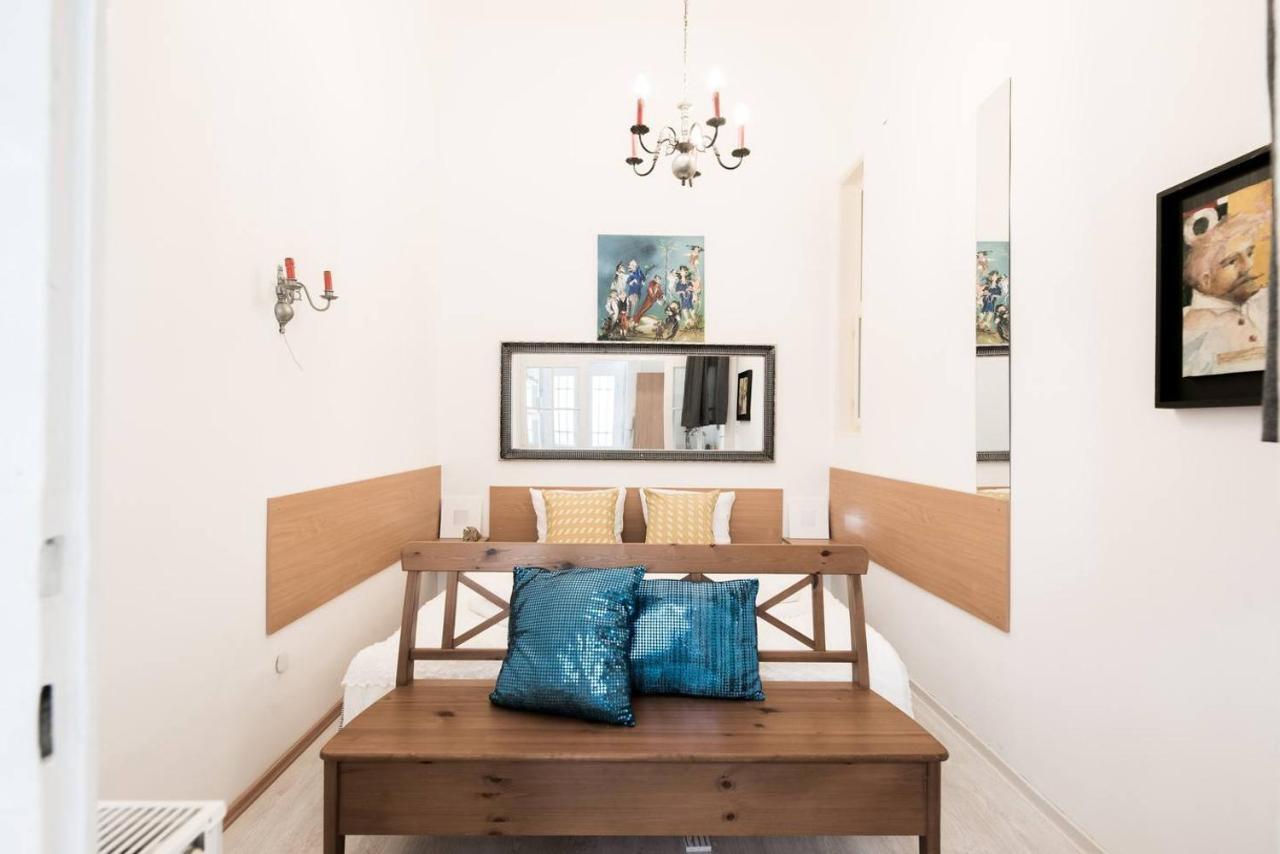 Cosy And Central Apartment With 4 Bedrooms And A/C Budapest Exterior photo